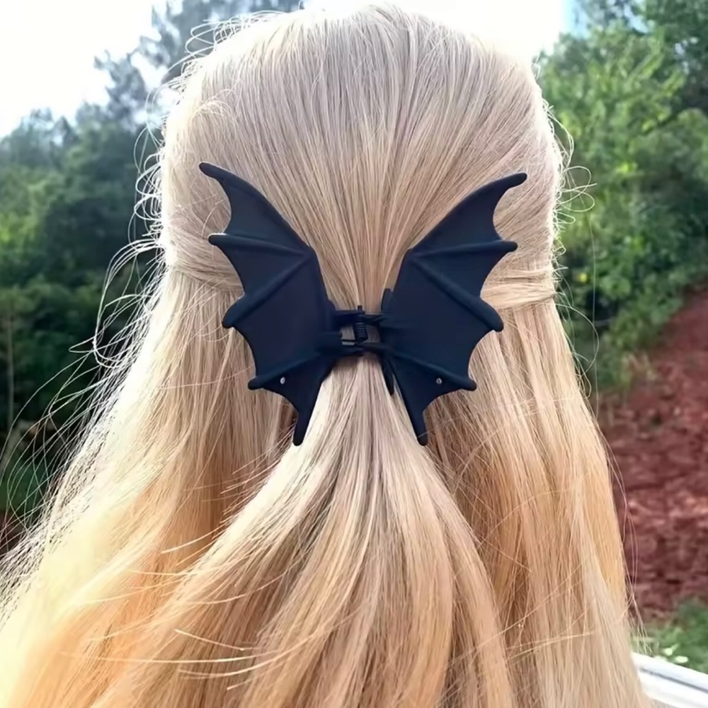 Black Bat Wing Hair Clip - Gothic Women Hair Accessory